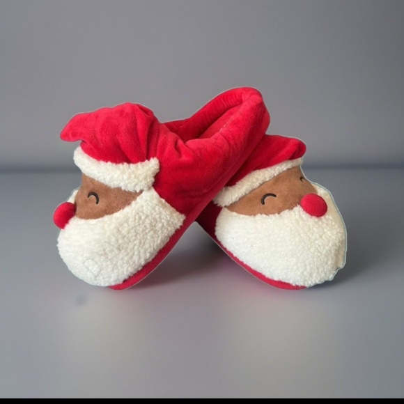 New black Santa Christmas slippers one size fits all sizes 5-11 brand new - Picture 2 of 5
